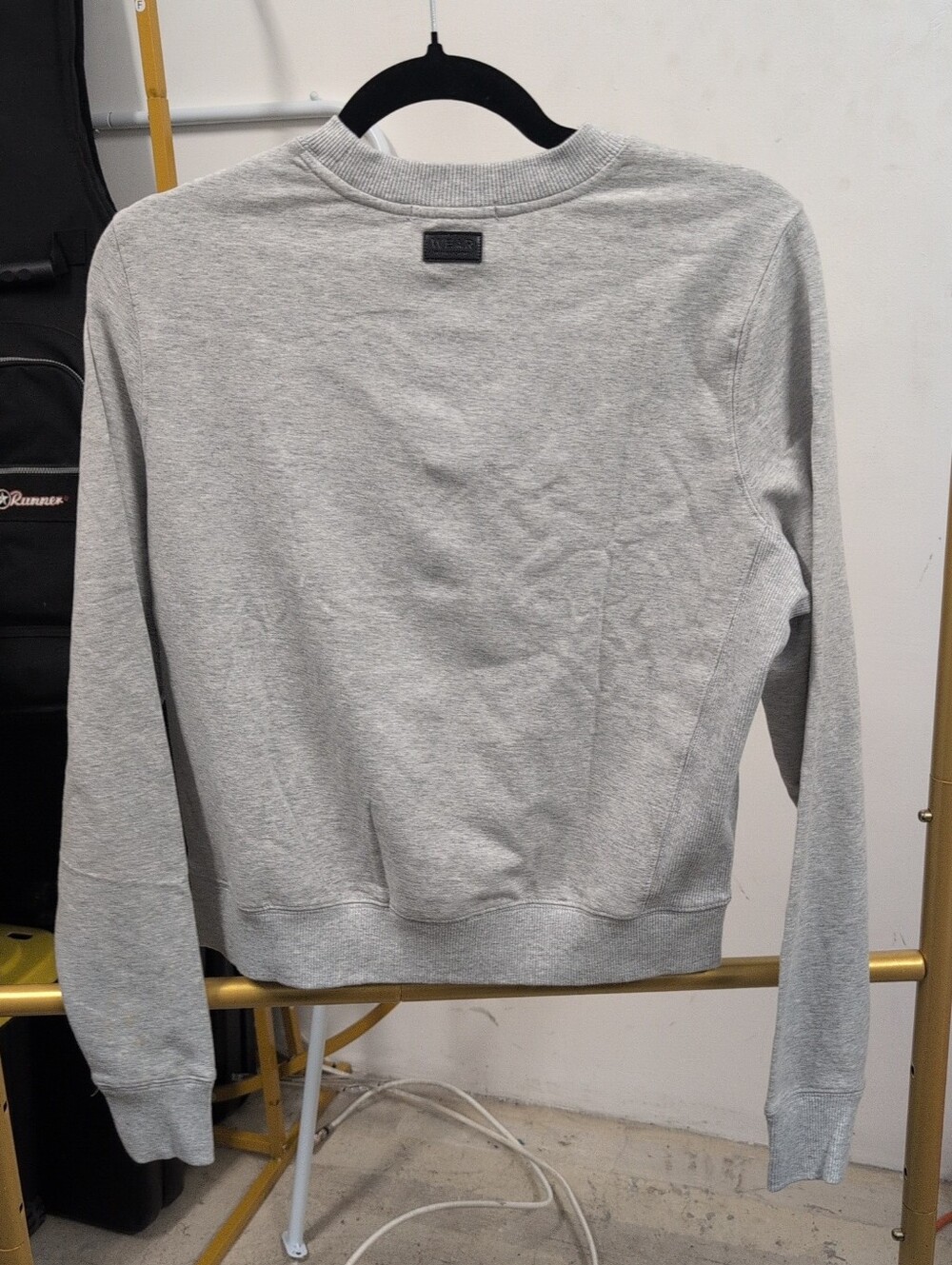 Women's Washington Redskins Gray Crewneck Sweatshirt Size Small NWT - Picture 3 of 6